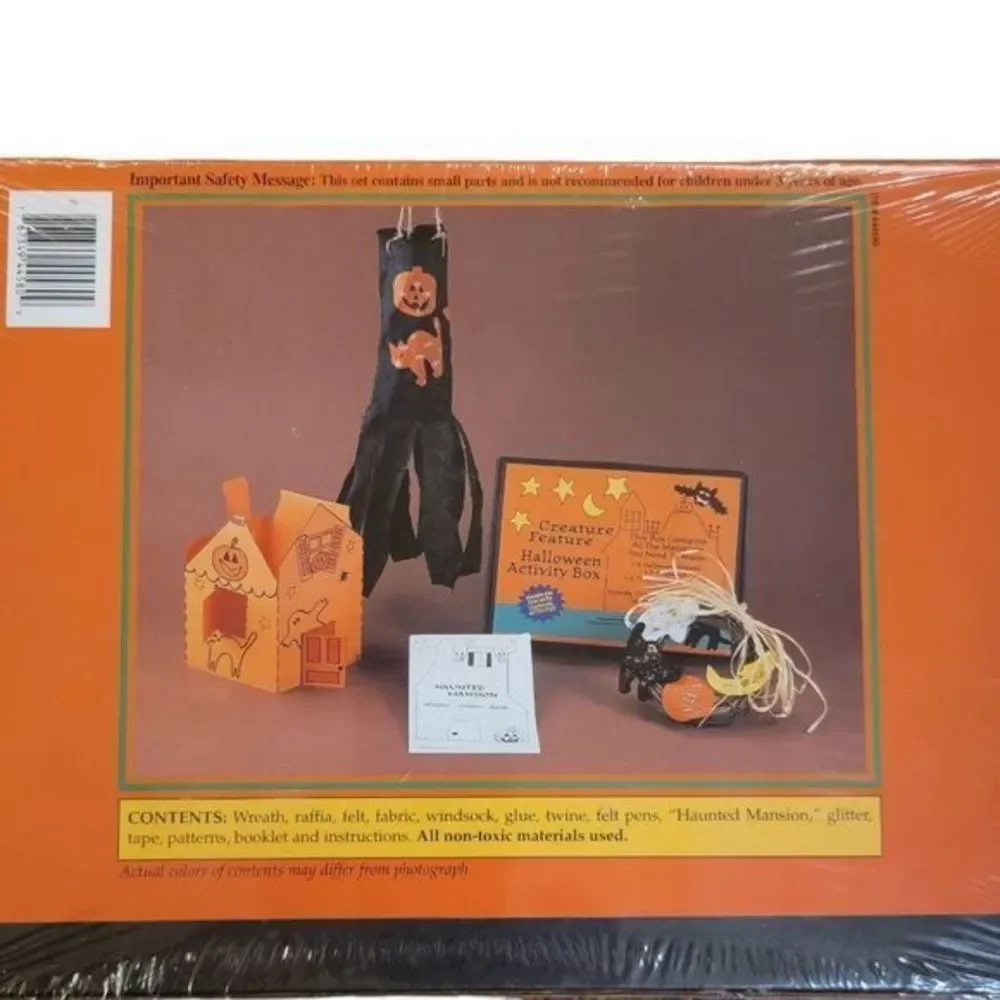 Creature Feature Halloween Activity Box NWT arts‎ and craft